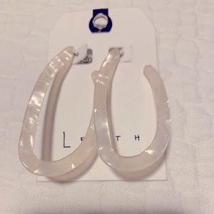 Leith Oblong hoop earrings